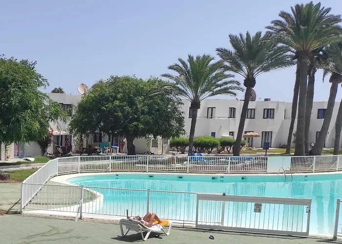 ゲストハウス Playa Centro 8 3*