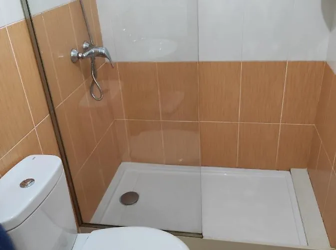 ゲストハウス Playa Centro 8 3*